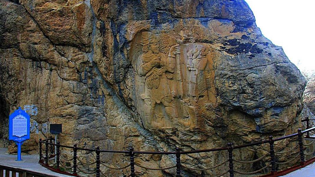 Meğer Konya Hititlerin de buğday ambarıymış! Bolluk dualarını Konya'da taşa kazımışlar 8